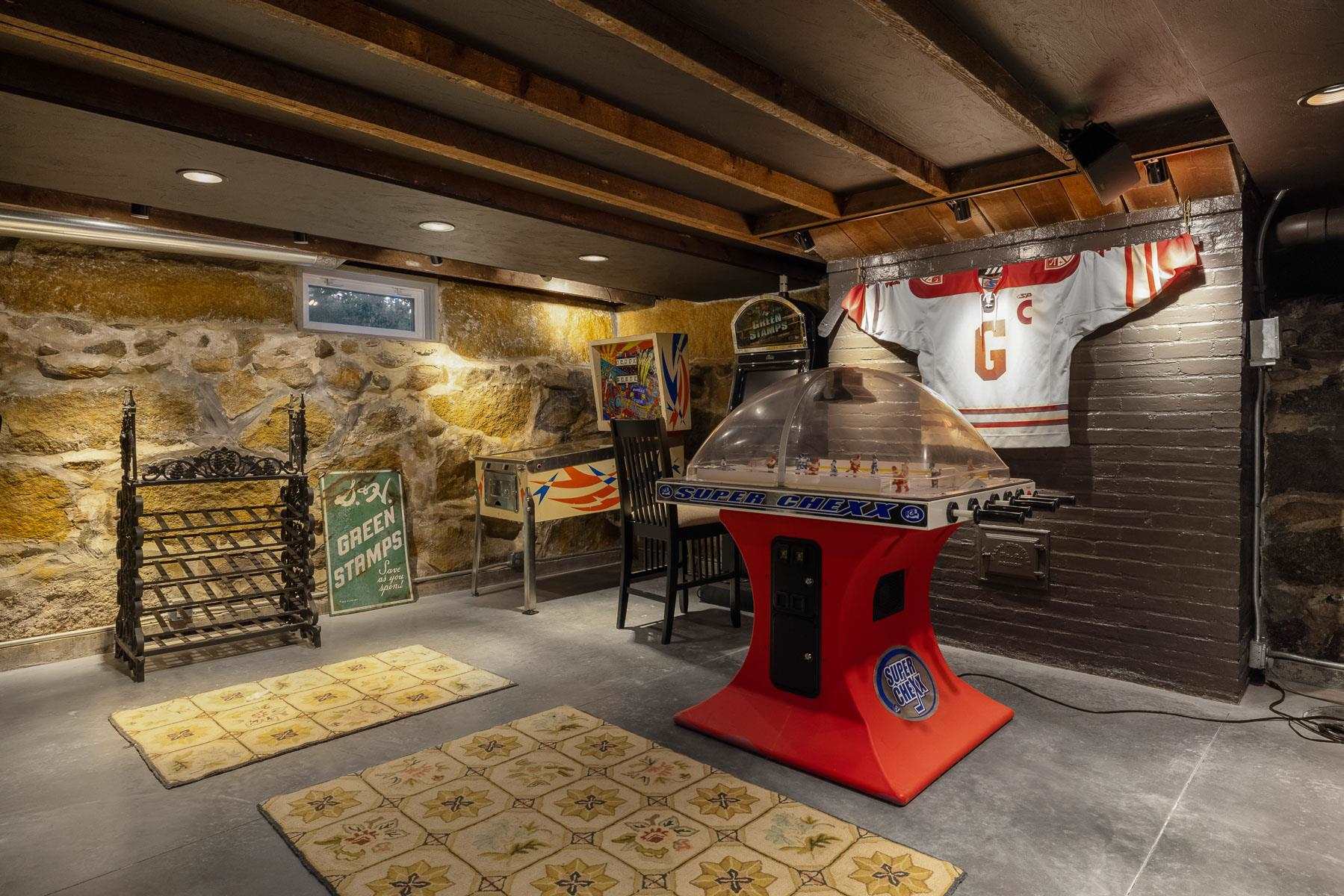 145 Exeter Road Hampton Falls, NH 03844 - Photo 32 of 40