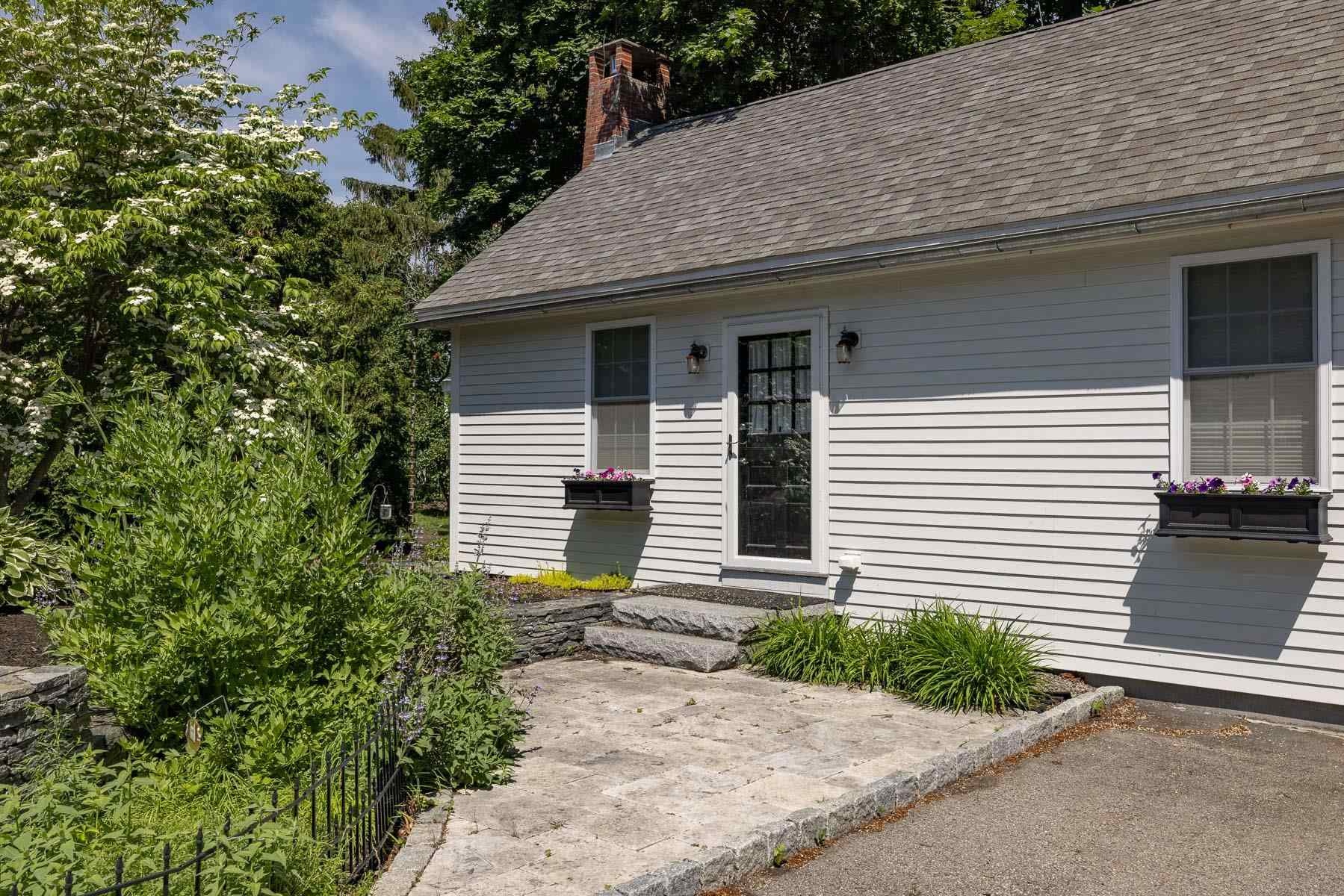 145 Exeter Road Hampton Falls, NH 03844 - Photo 36 of 40