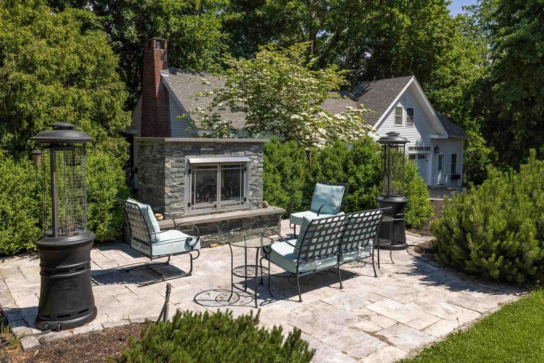 145 Exeter Road Hampton Falls, NH 03844 - Photo 5 of 40