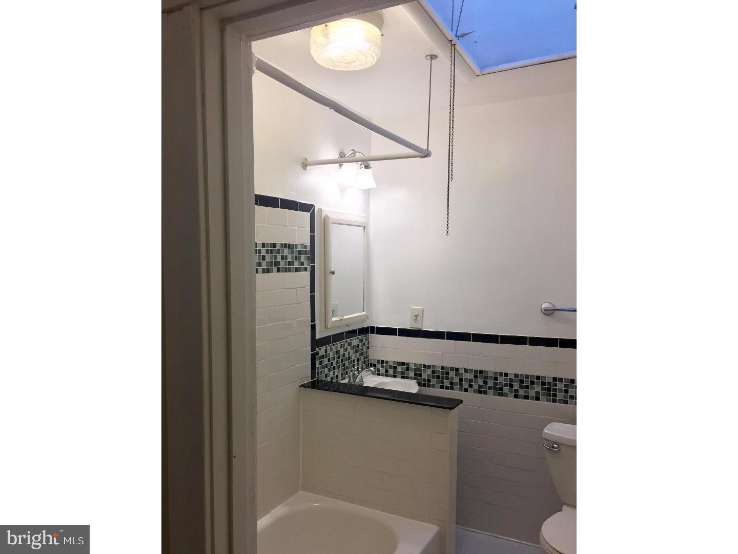 421 Woodcliffe Road Upper Darby, PA 19082 - Photo 11 of 12