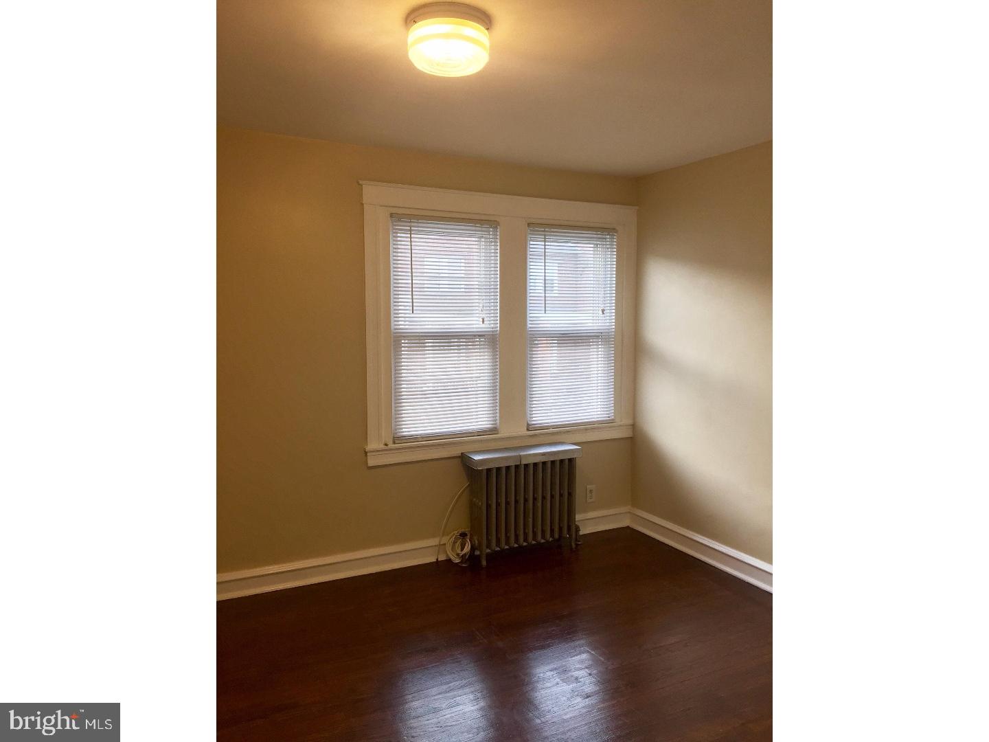 421 Woodcliffe Road Upper Darby, PA 19082 - Photo 7 of 12