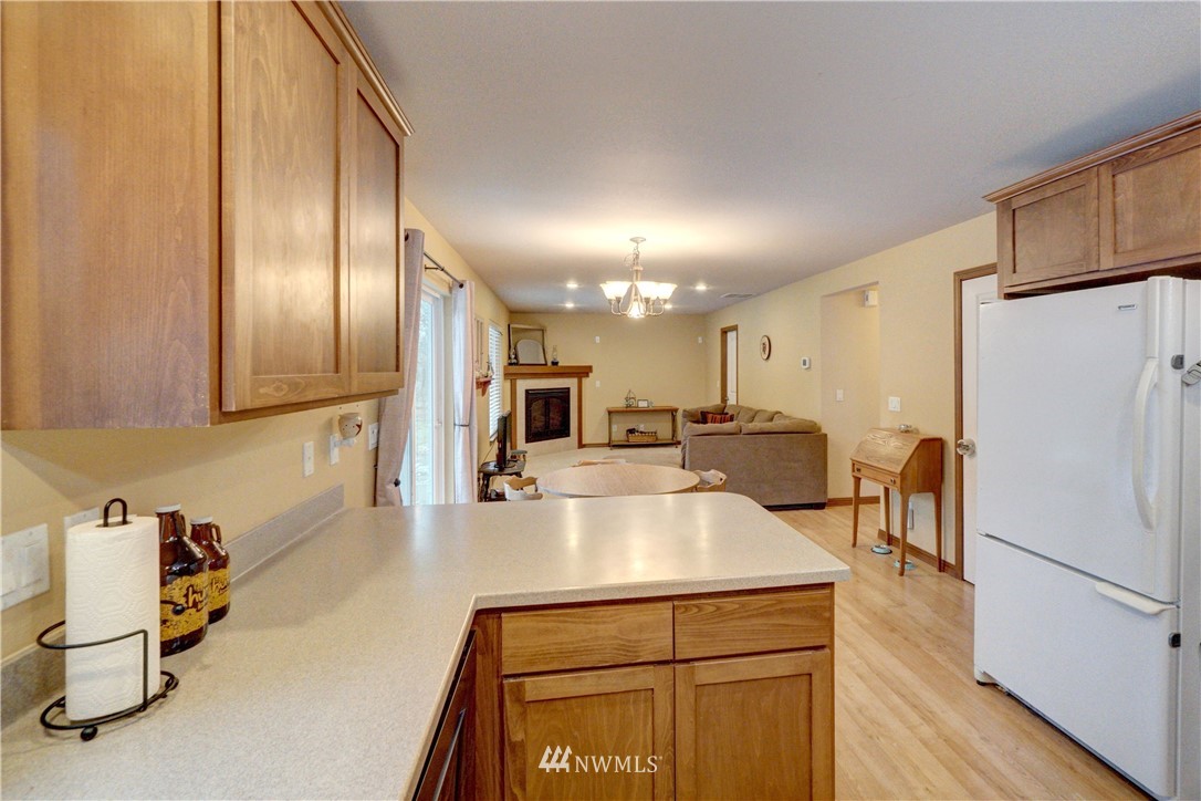 8446 169th Lane Southwest Rochester, WA 98579 - Photo 11 of 21