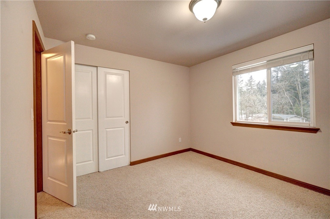 8446 169th Lane Southwest Rochester, WA 98579 - Photo 15 of 21