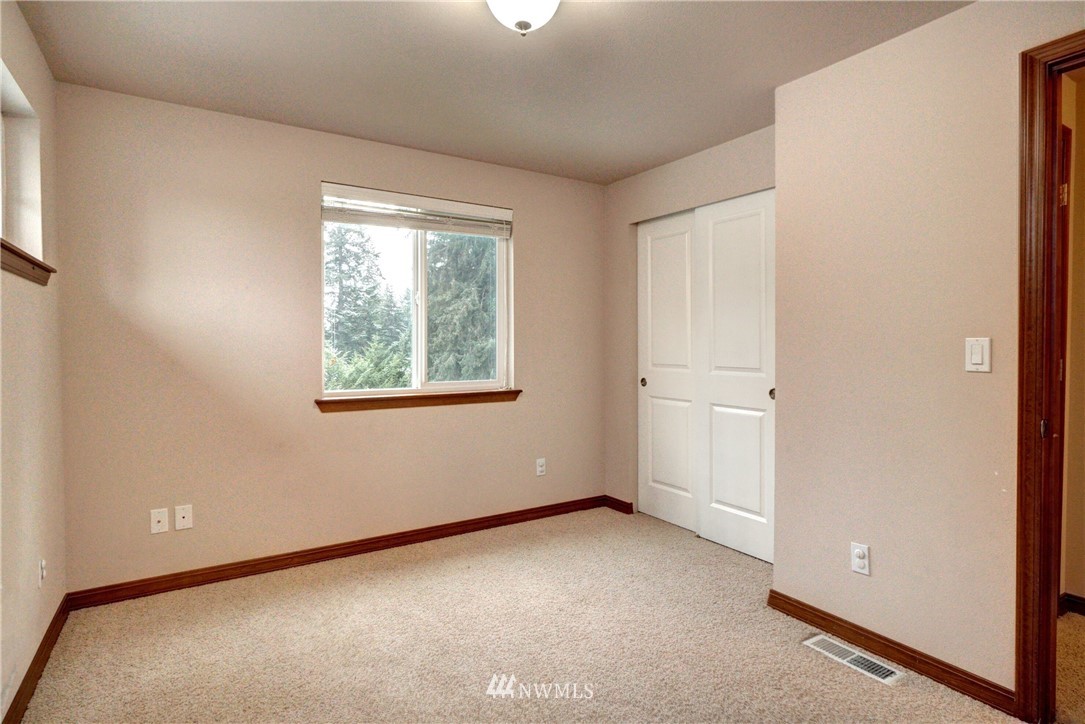 8446 169th Lane Southwest Rochester, WA 98579 - Photo 17 of 21