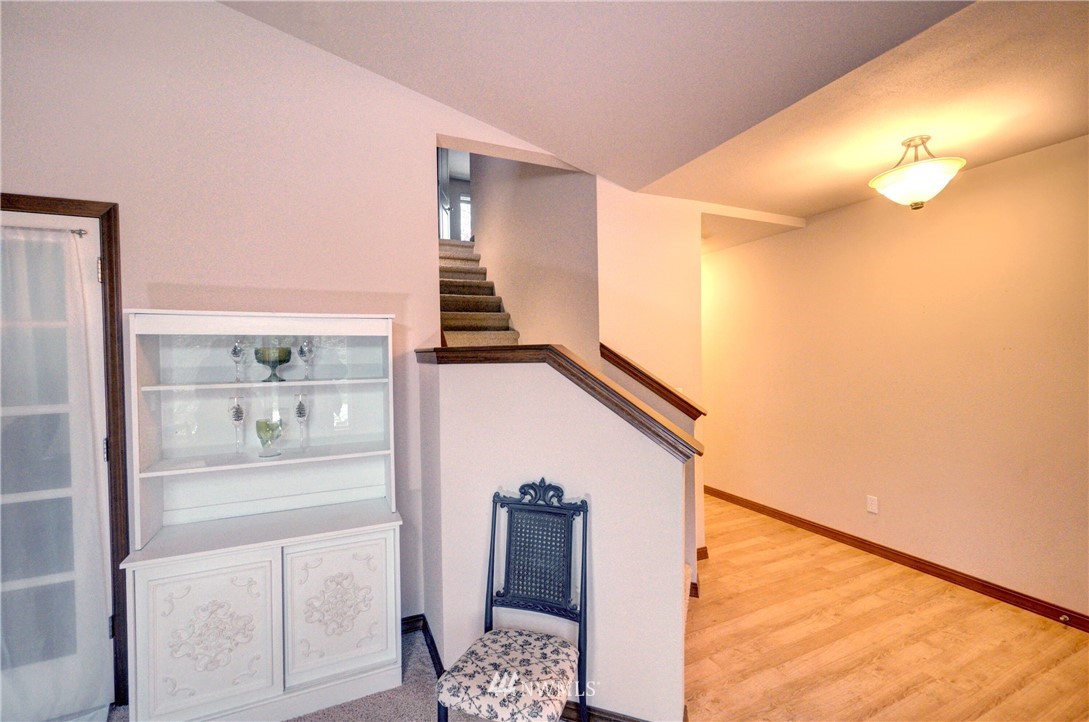 8446 169th Lane Southwest Rochester, WA 98579 - Photo 4 of 21