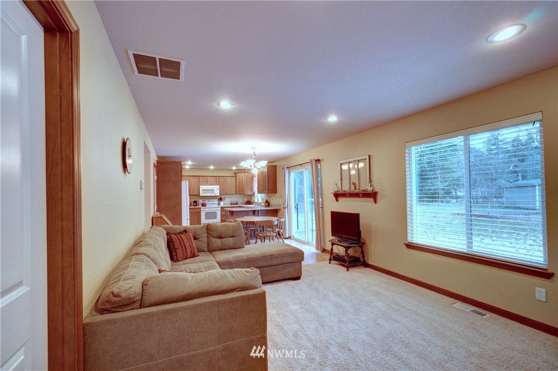 8446 169th Lane Southwest Rochester, WA 98579 - Photo 7 of 21