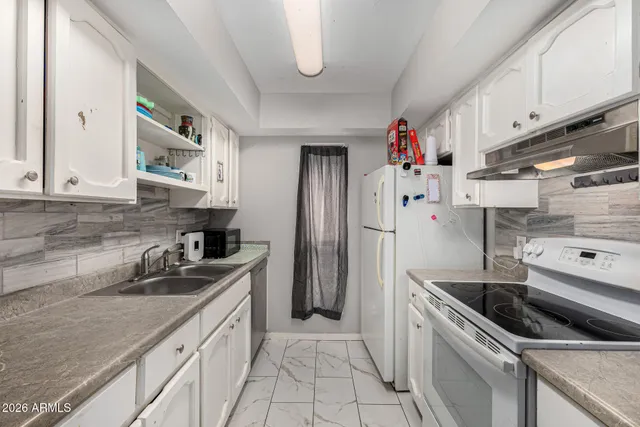 $150,000 | 3131 West Cochise Drive, Unit 157, Phoenix, AZ 85051