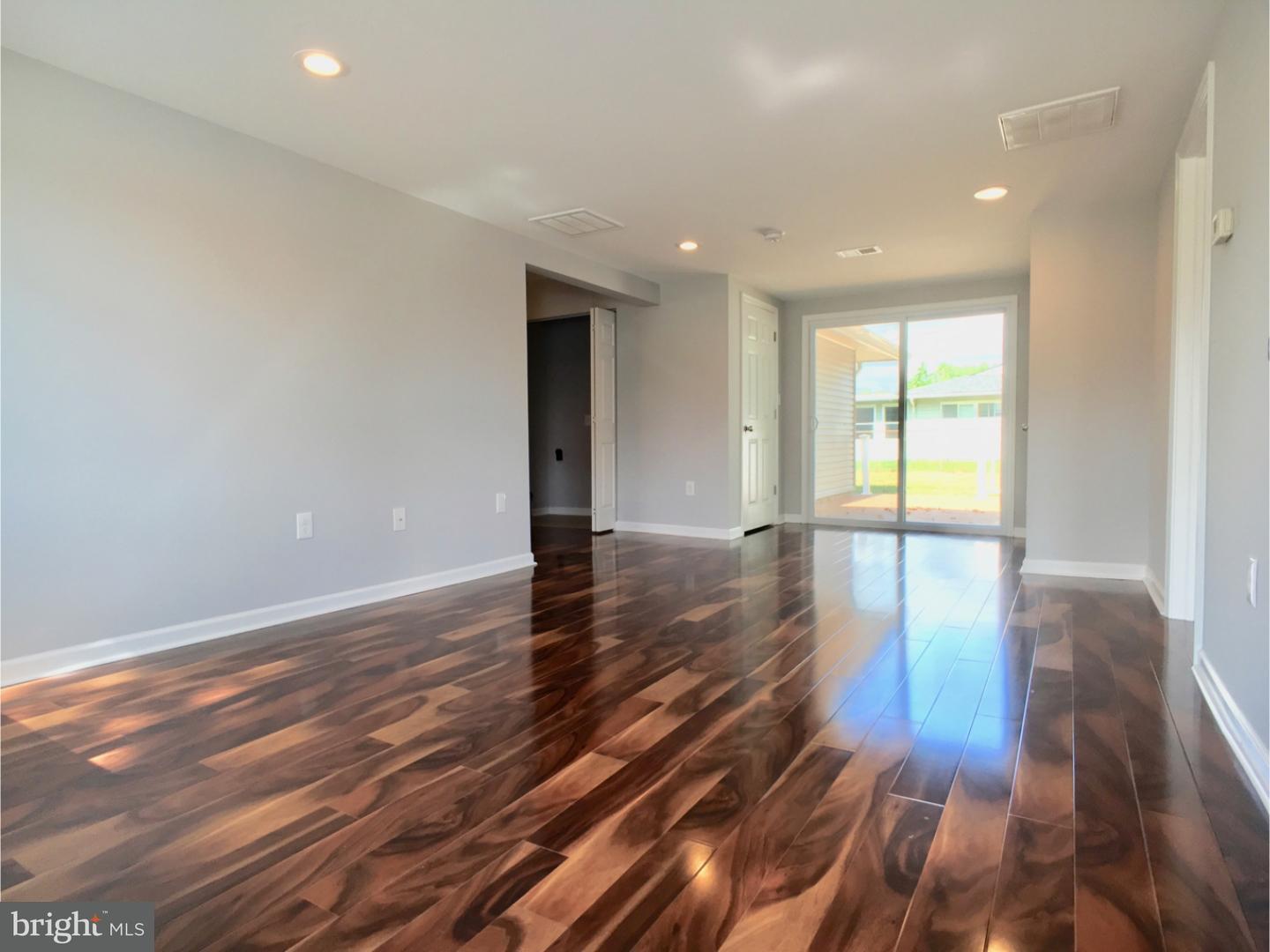 9 Ivory Rock Road Levittown, PA 19057 - Photo 3 of 24 Gallery Image 3