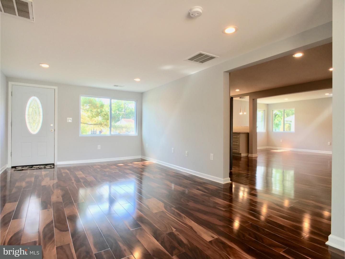 9 Ivory Rock Road Levittown, PA 19057 - Photo 4 of 24 Gallery Image 4
