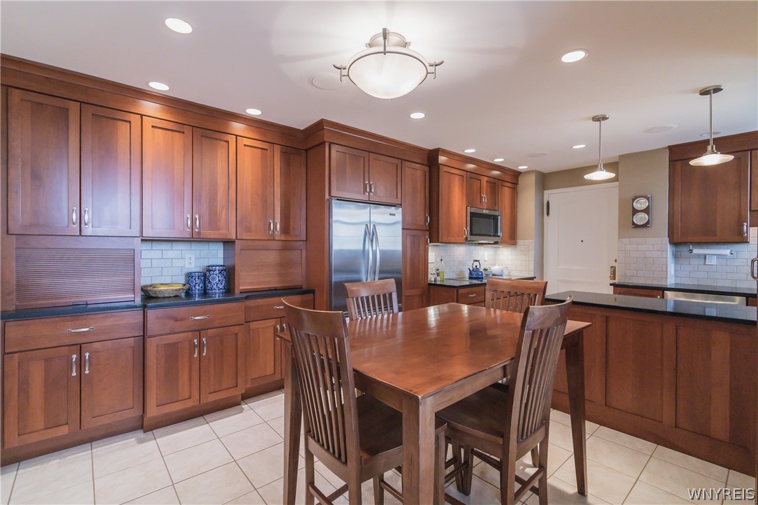 33 Gates Circle, Unit 7D Buffalo, NY 14222 - Photo 18 of 50