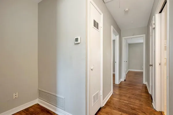 $274,900 | 2509 Wayside Avenue, Fort Worth, TX 76110