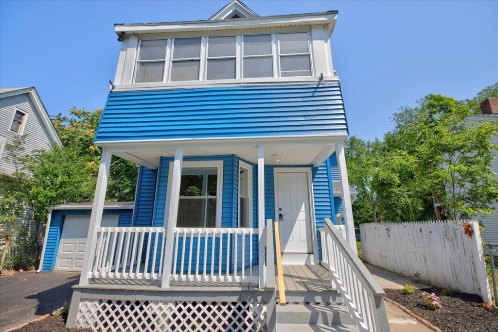 58 Greene Street Springfield, MA 01109 - Photo 4 of 41