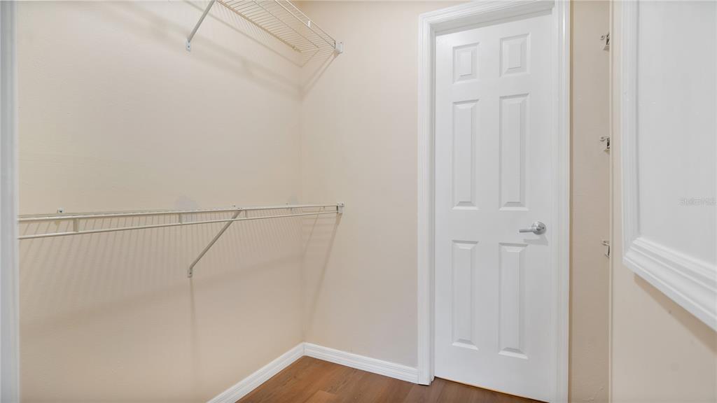 1695 Lee Road, Unit E103 Winter Park, FL 32789 - Photo 10 of 20 a view of a hallway