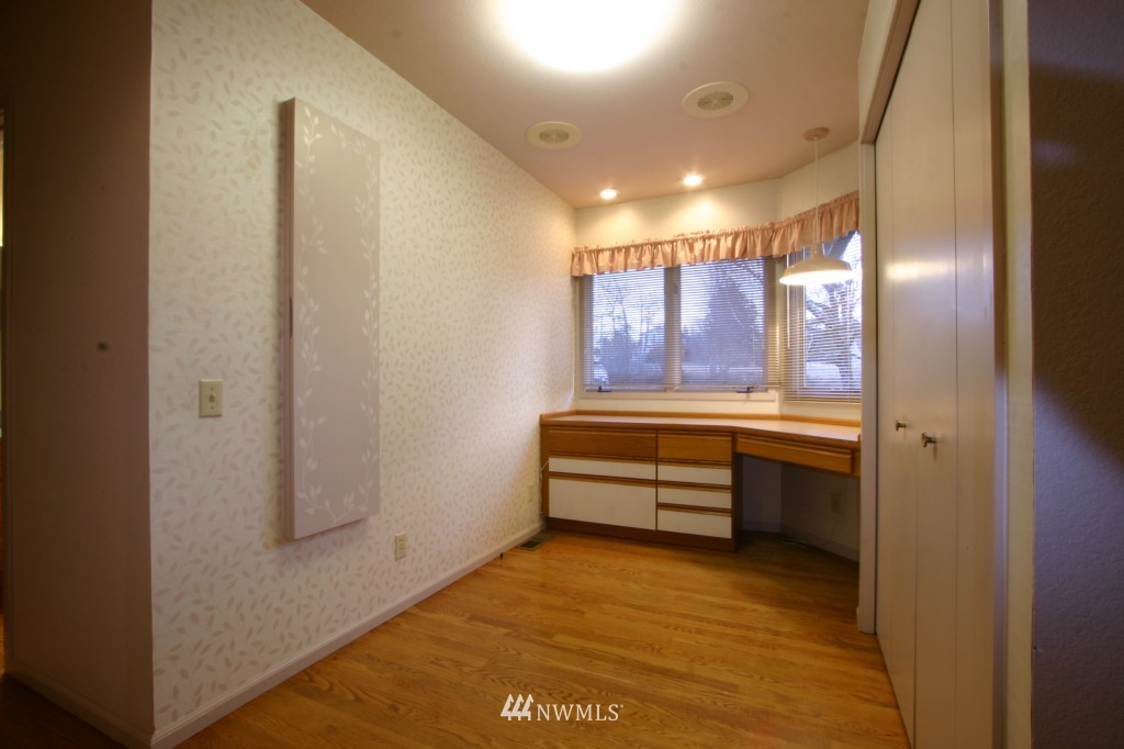 4450 Y Road Bellingham, WA 98226 - Photo 11 of 24 Gallery Image 11