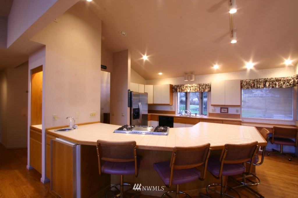 4450 Y Road Bellingham, WA 98226 - Photo 17 of 24 Gallery Image 17
