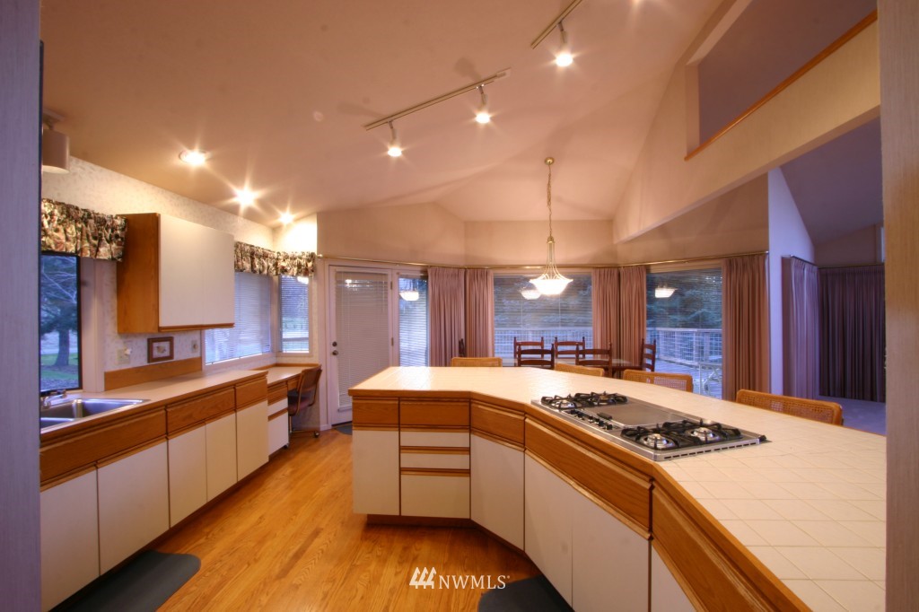4450 Y Road Bellingham, WA 98226 - Photo 19 of 24 Gallery Image 19
