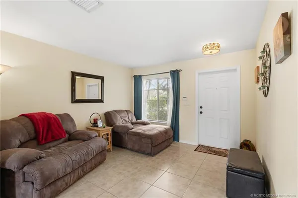 $454,900 | 4454 Southeast Graham Drive, Stuart, FL 34997