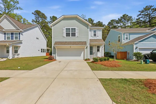 $2,500 | 190 Cherry Grv Drive, Summerville, SC 29483