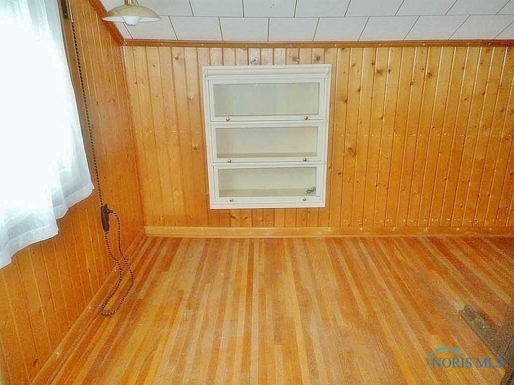 258 Rice Street Elmore, OH 43416 - Photo 11 of 18 Gallery Image 11