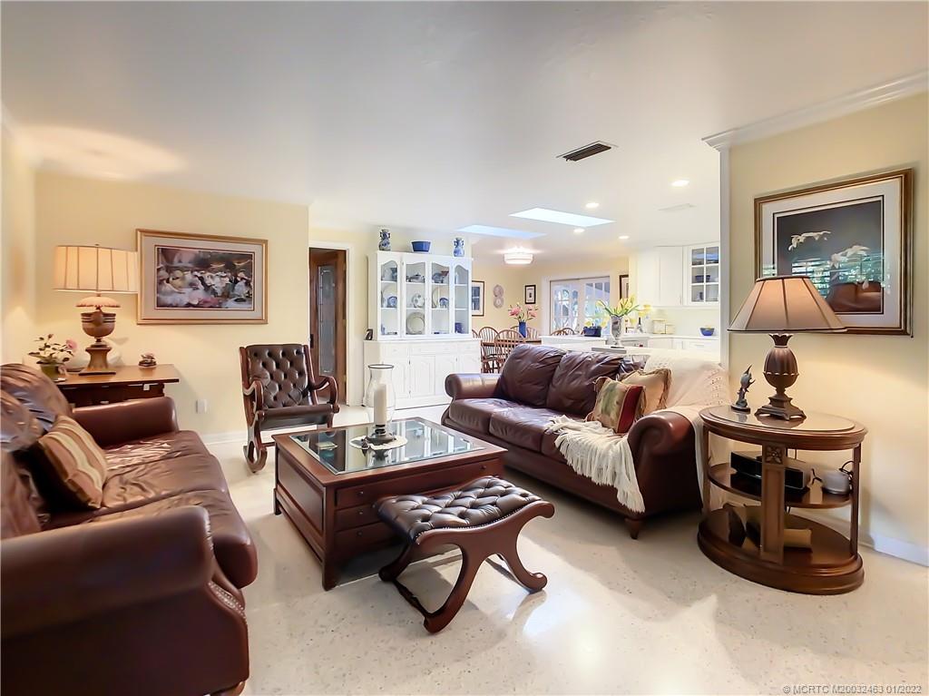 9 Ridgeview Road North Stuart, FL 34996 - Photo 3 of 20 a living room with furniture