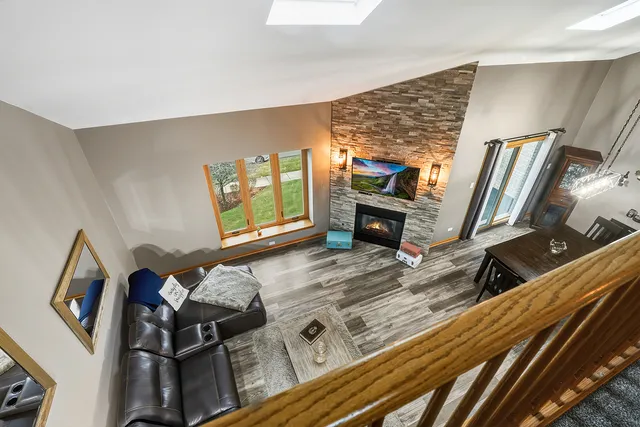 $339,000 | 7805 West 157th Street, Unit 2S, Orland Park, IL 60462