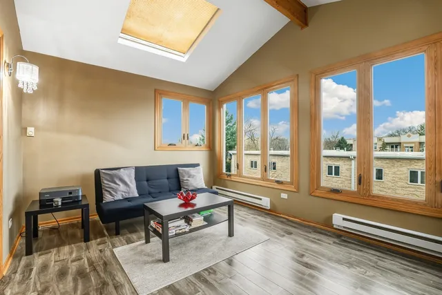 $339,000 | 7805 West 157th Street, Unit 2S, Orland Park, IL 60462