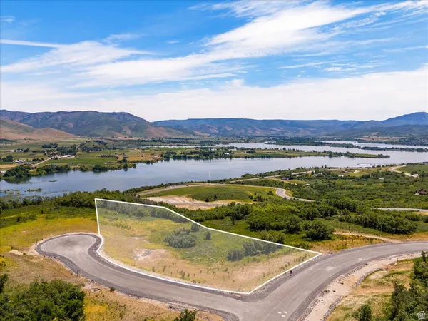 $1,575,000 | 4720 East Osprey Ranch Drive, Unit 15, Eden, UT 84310