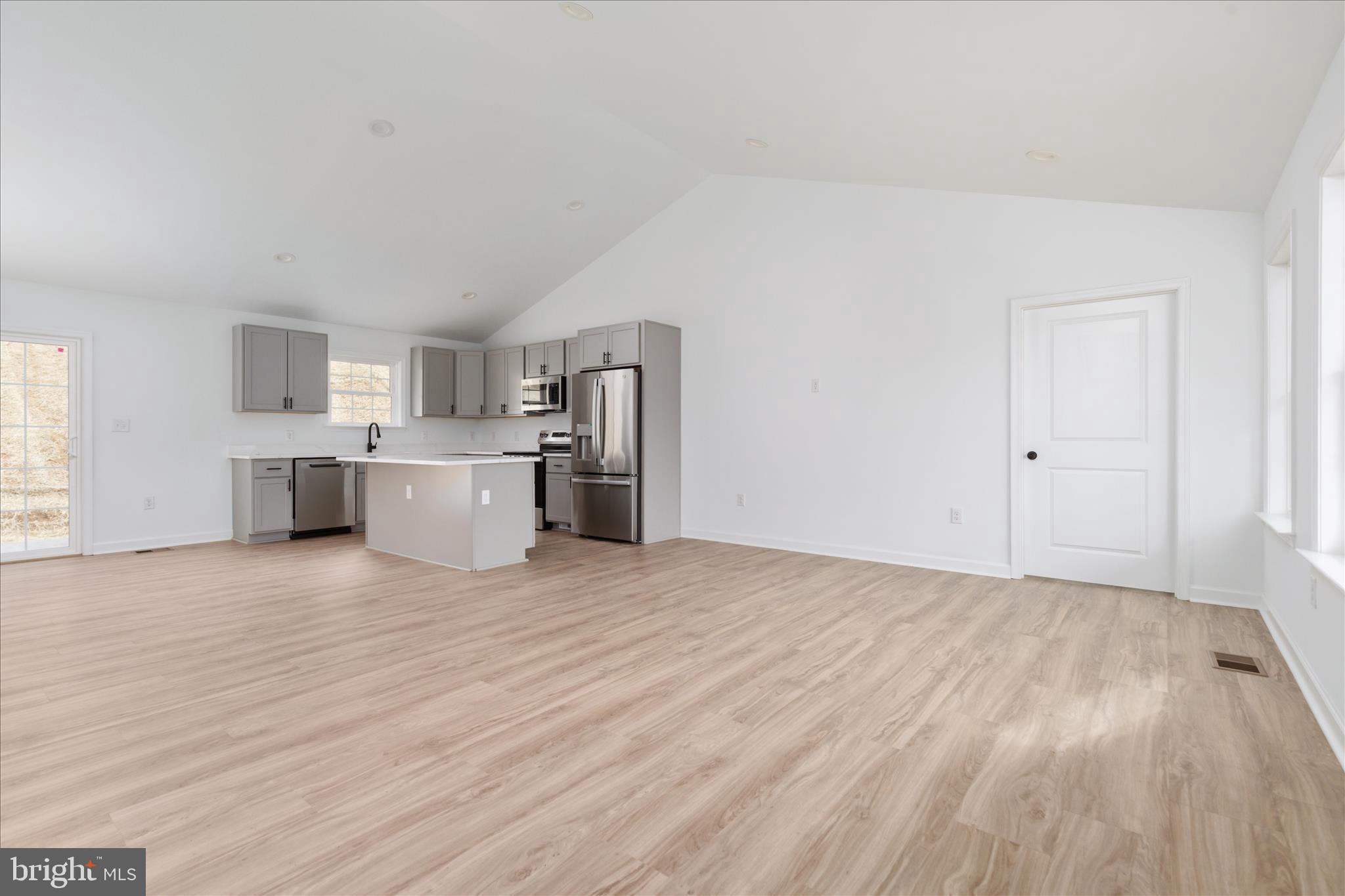 66 Bluejay Court Front Royal, VA 22630 - Photo 16 of 81 Interior view from front door