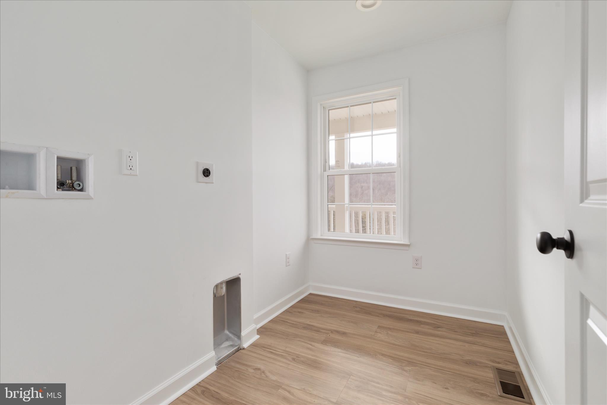 66 Bluejay Court Front Royal, VA 22630 - Photo 33 of 81 Laundry Main Level