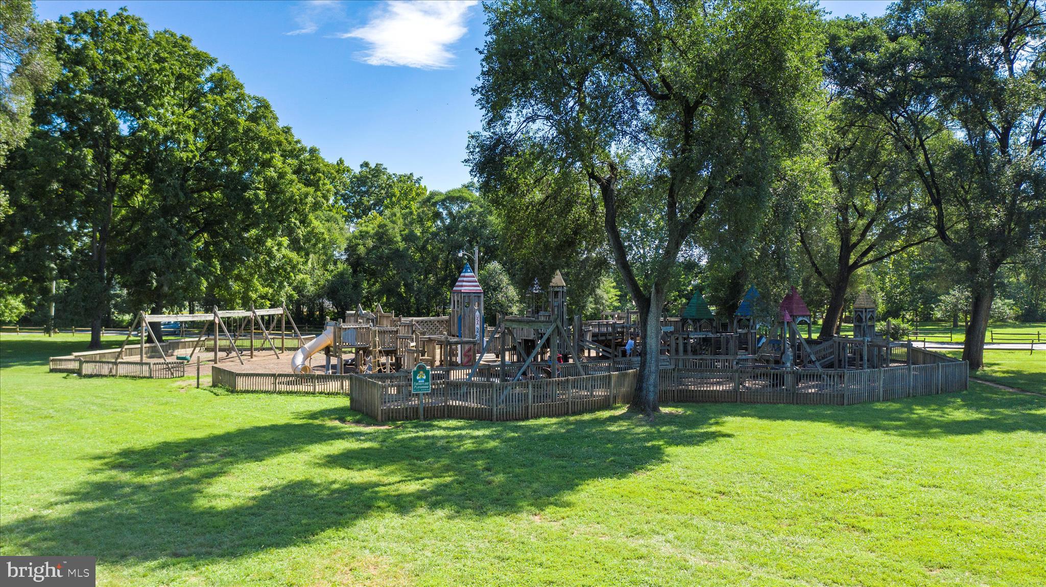 66 Bluejay Court Front Royal, VA 22630 - Photo 73 of 81 a view of a chair and table in the garden