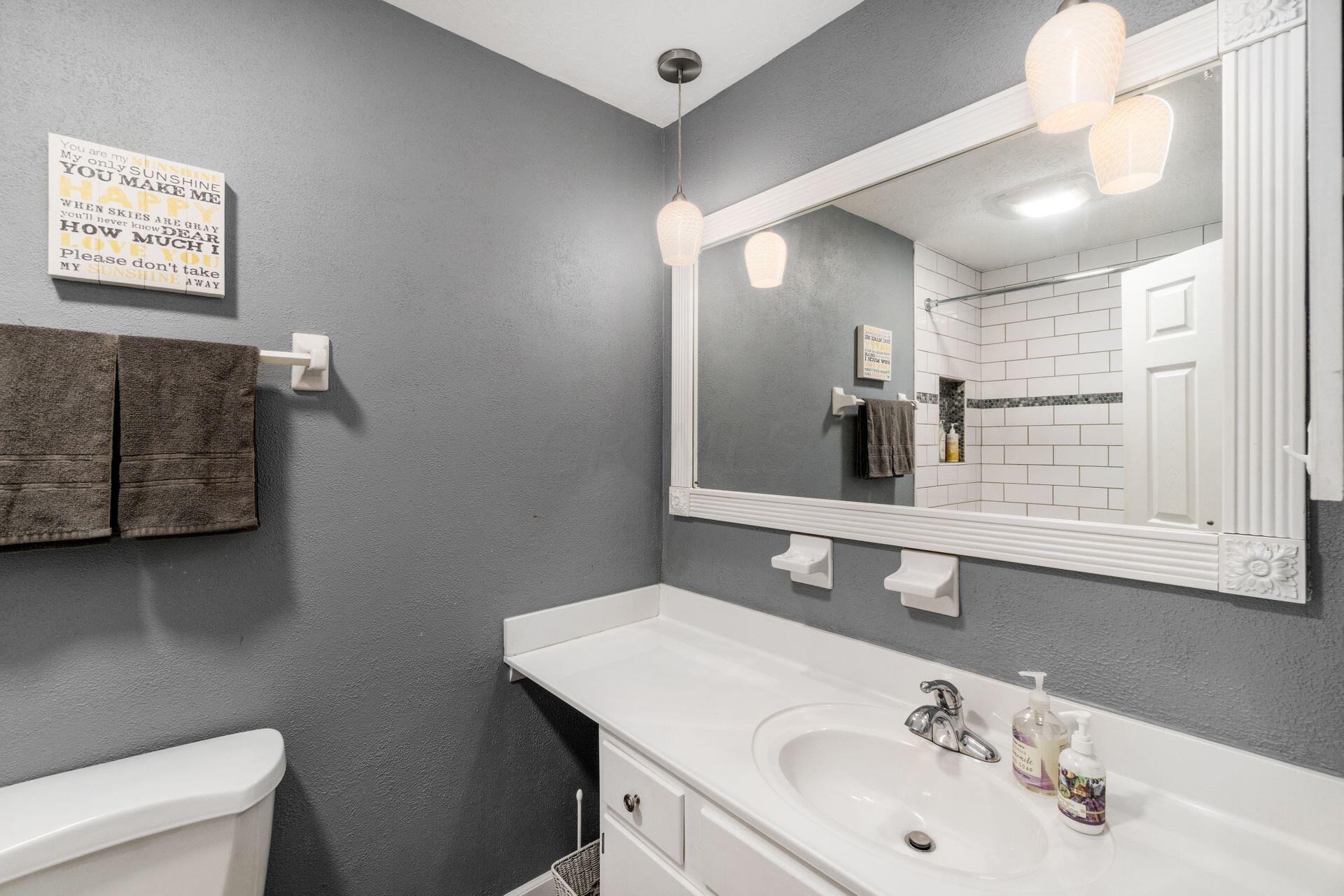 2479 Merbrook Road Columbus, OH 43235 - Photo 18 of 55 043_ - 2479 Merbrook Rd - 051