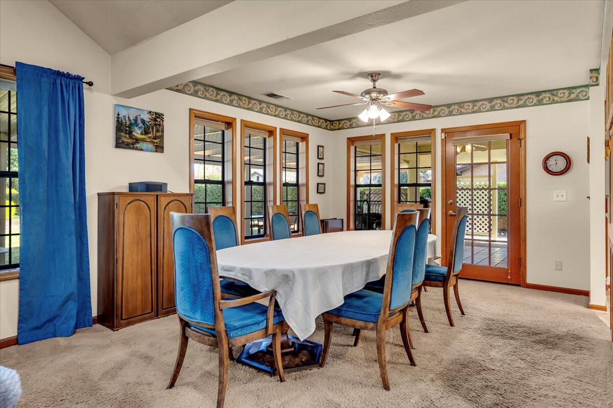2850 Balaton Avenue Redding, CA 96001 - Photo 16 of 42 Diningroom