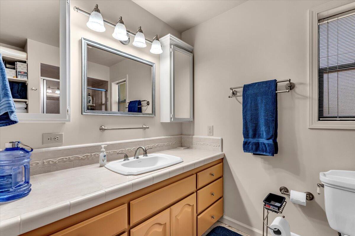 2850 Balaton Avenue Redding, CA 96001 - Photo 19 of 42 Primary