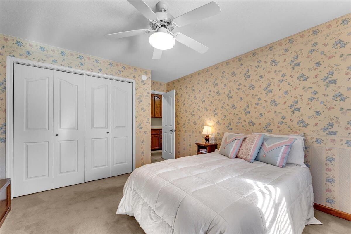 2850 Balaton Avenue Redding, CA 96001 - Photo 22 of 42 Bed #2