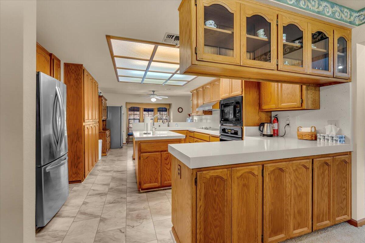 2850 Balaton Avenue Redding, CA 96001 - Photo 3 of 42 14-2850 Balaton Ave - I-23