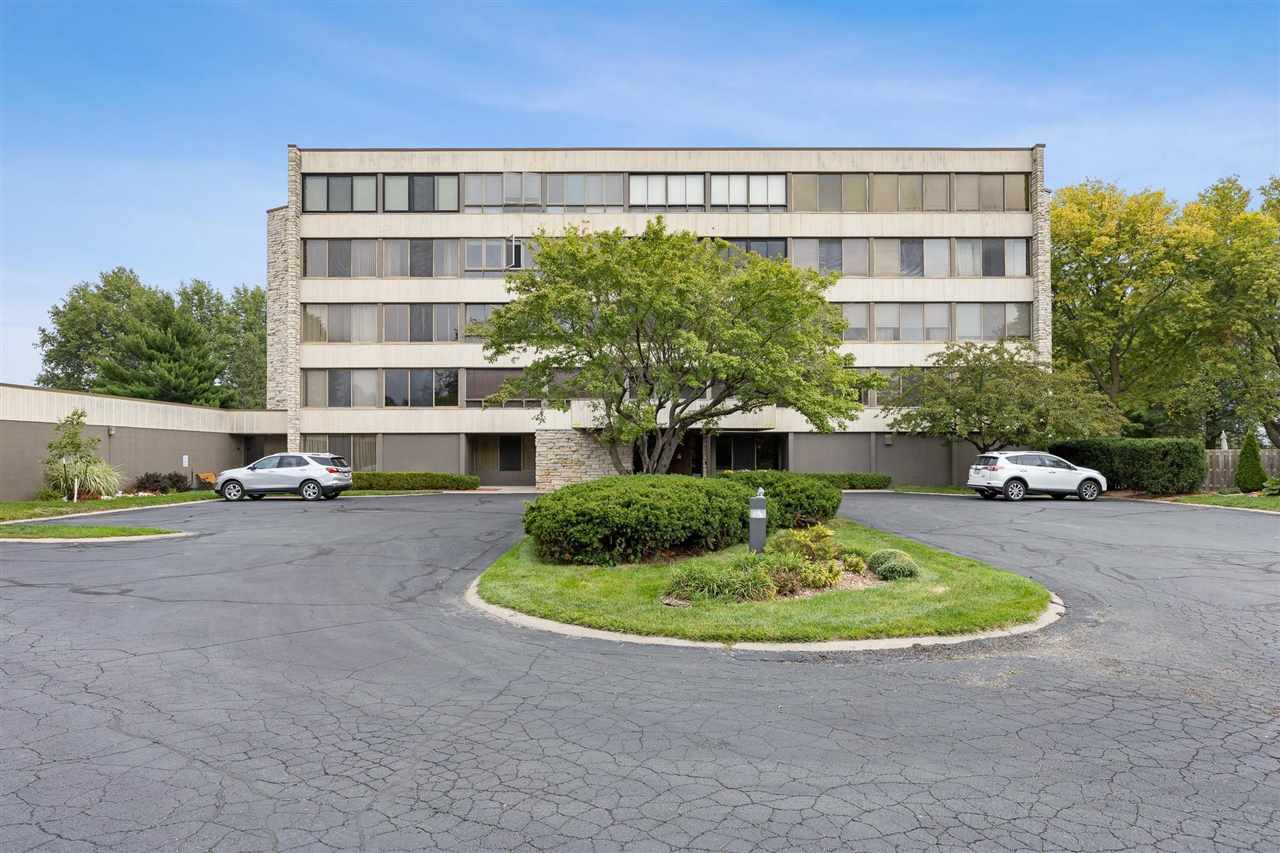 820 Club House Road, Unit 2E North Liberty, IA 52317 - Photo 1 of 32 Gallery Image 1