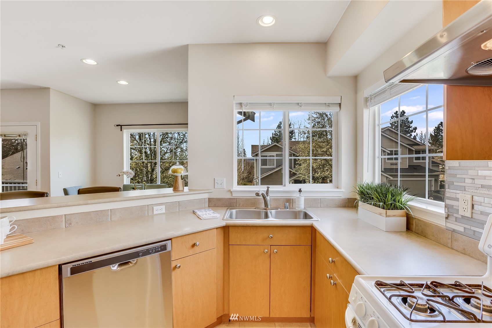 5100 Talbot Place South, Unit B Renton, WA 98055 - Photo 15 of 30