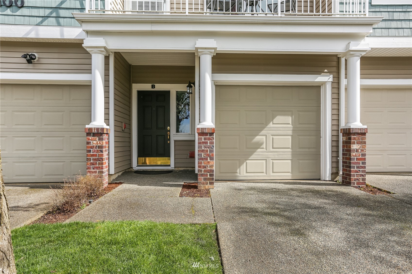 5100 Talbot Place South, Unit B Renton, WA 98055 - Photo 3 of 30