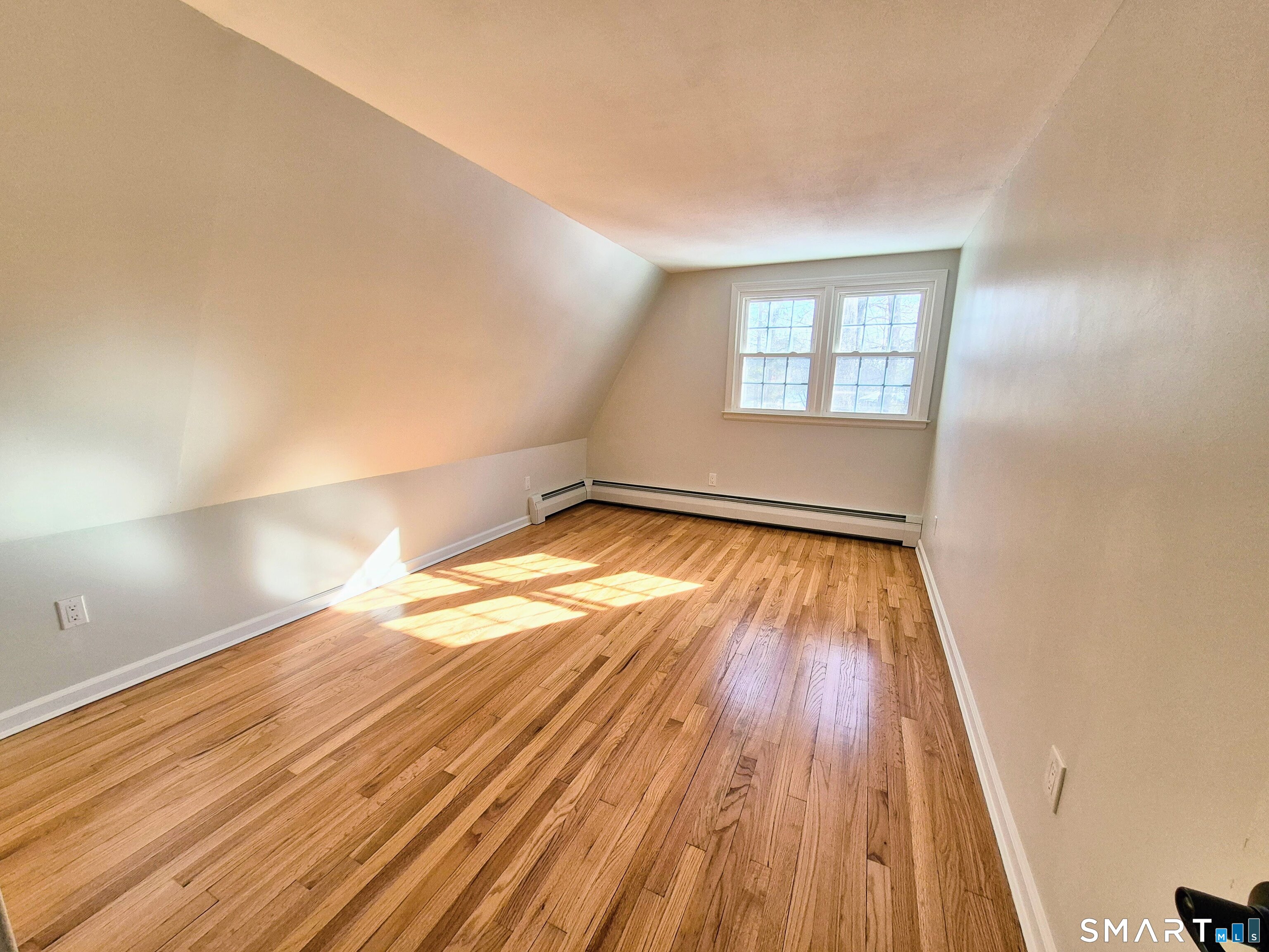 24 Silversmith Road Farmington, CT 06085 - Photo 15 of 18 Second floor bedroom 2