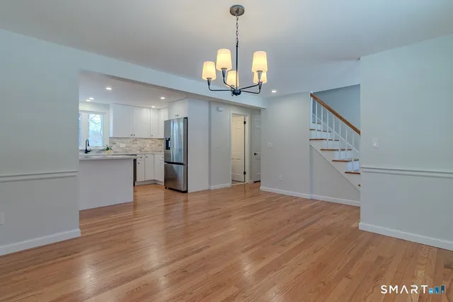 $599,900 | 24 Silversmith Road, Farmington, CT 06085