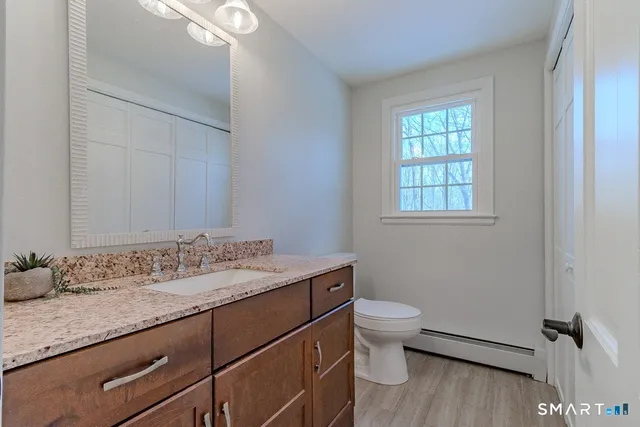 $599,900 | 24 Silversmith Road, Farmington, CT 06085