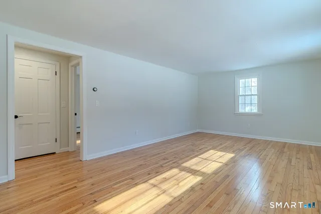 $599,900 | 24 Silversmith Road, Farmington, CT 06085