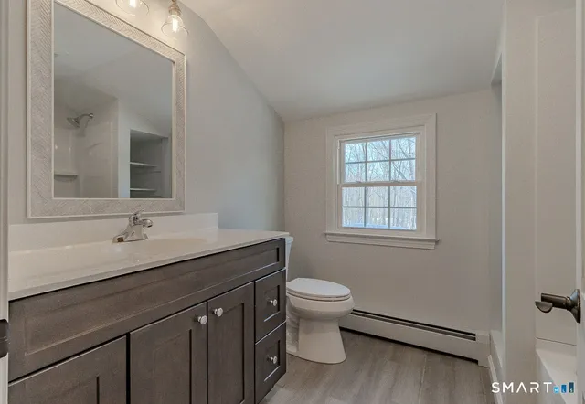 $599,900 | 24 Silversmith Road, Farmington, CT 06085