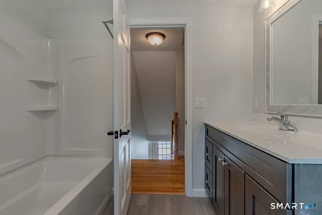 $599,900 | 24 Silversmith Road, Farmington, CT 06085