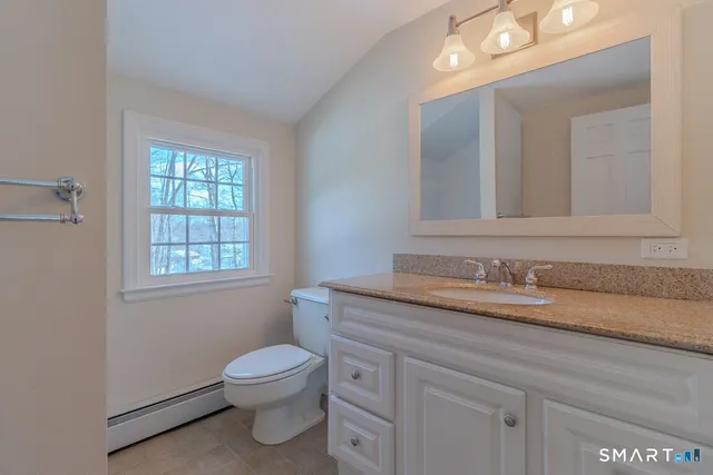 $599,900 | 24 Silversmith Road, Farmington, CT 06085