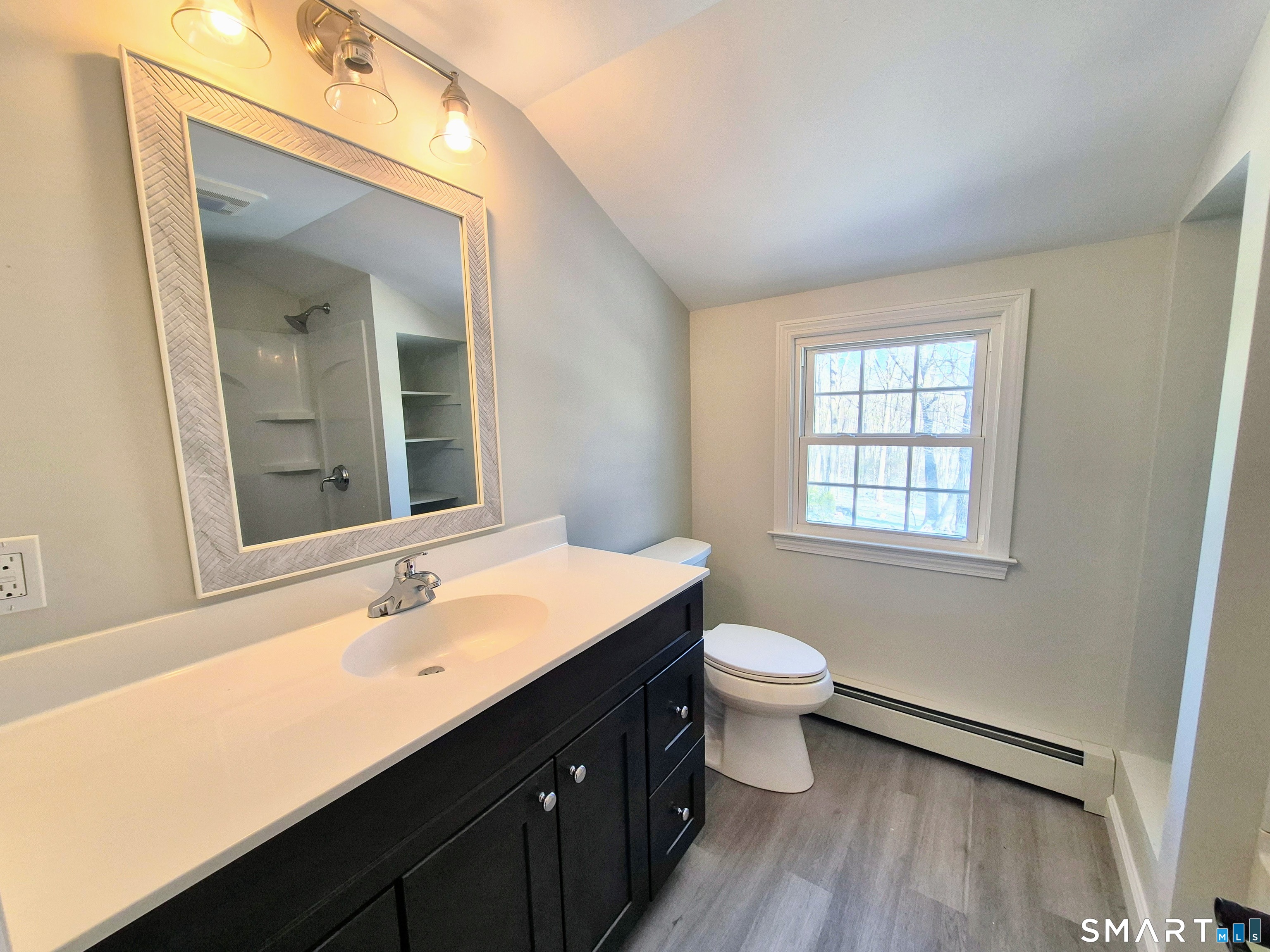 24 Silversmith Road Unionville, CT 06085 - Photo 5 of 8