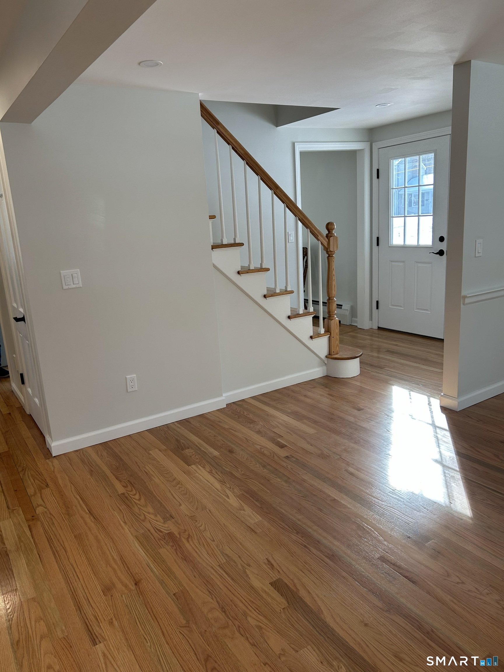 24 Silversmith Road Farmington, CT 06085 - Photo 6 of 18