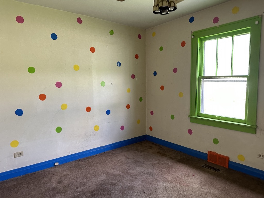 3118 Chicago Road Steger, IL 60475 - Photo 9 of 14 a view of a bedroom with a window