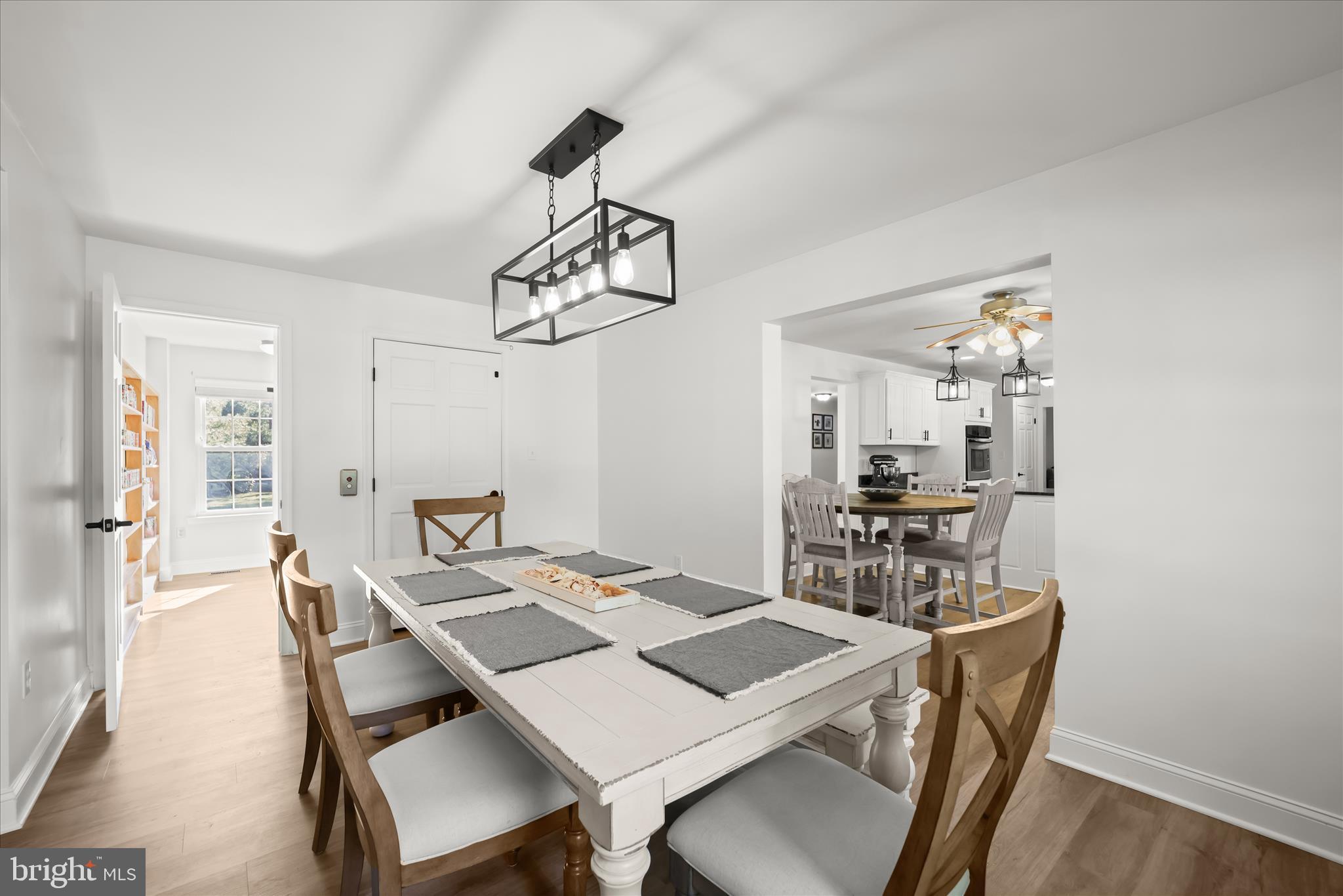 3045 Holland Cliffs Road Huntingtown, MD 20639 - Photo 16 of 94 Dining Room