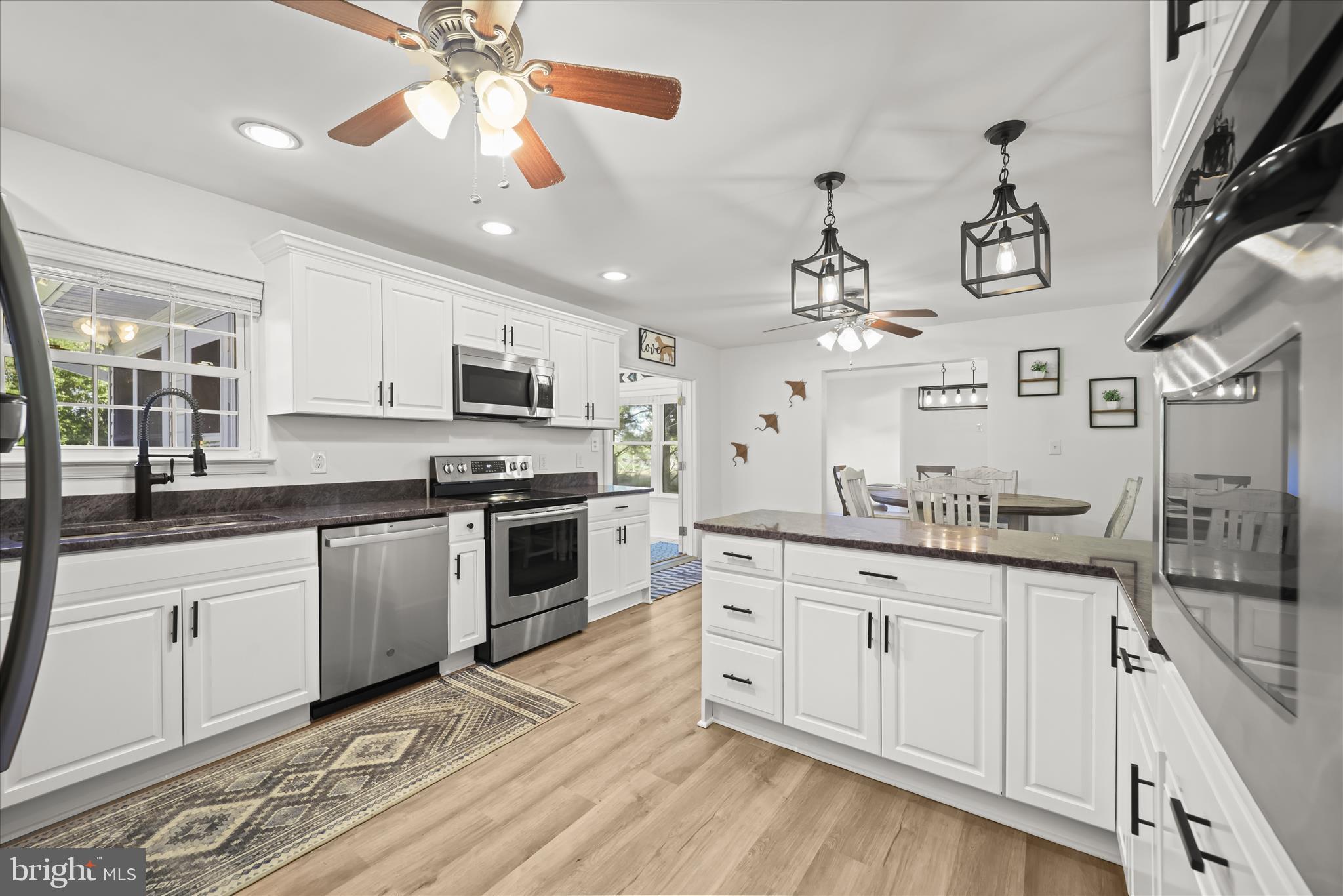 3045 Holland Cliffs Road Huntingtown, MD 20639 - Photo 24 of 94 Kitchen